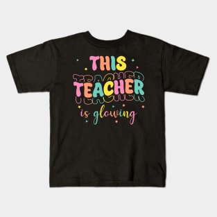 This Teacher Is Glowing Hello Summer A Funny End Of School Gift For Boy Girl Kids Kids T-Shirt